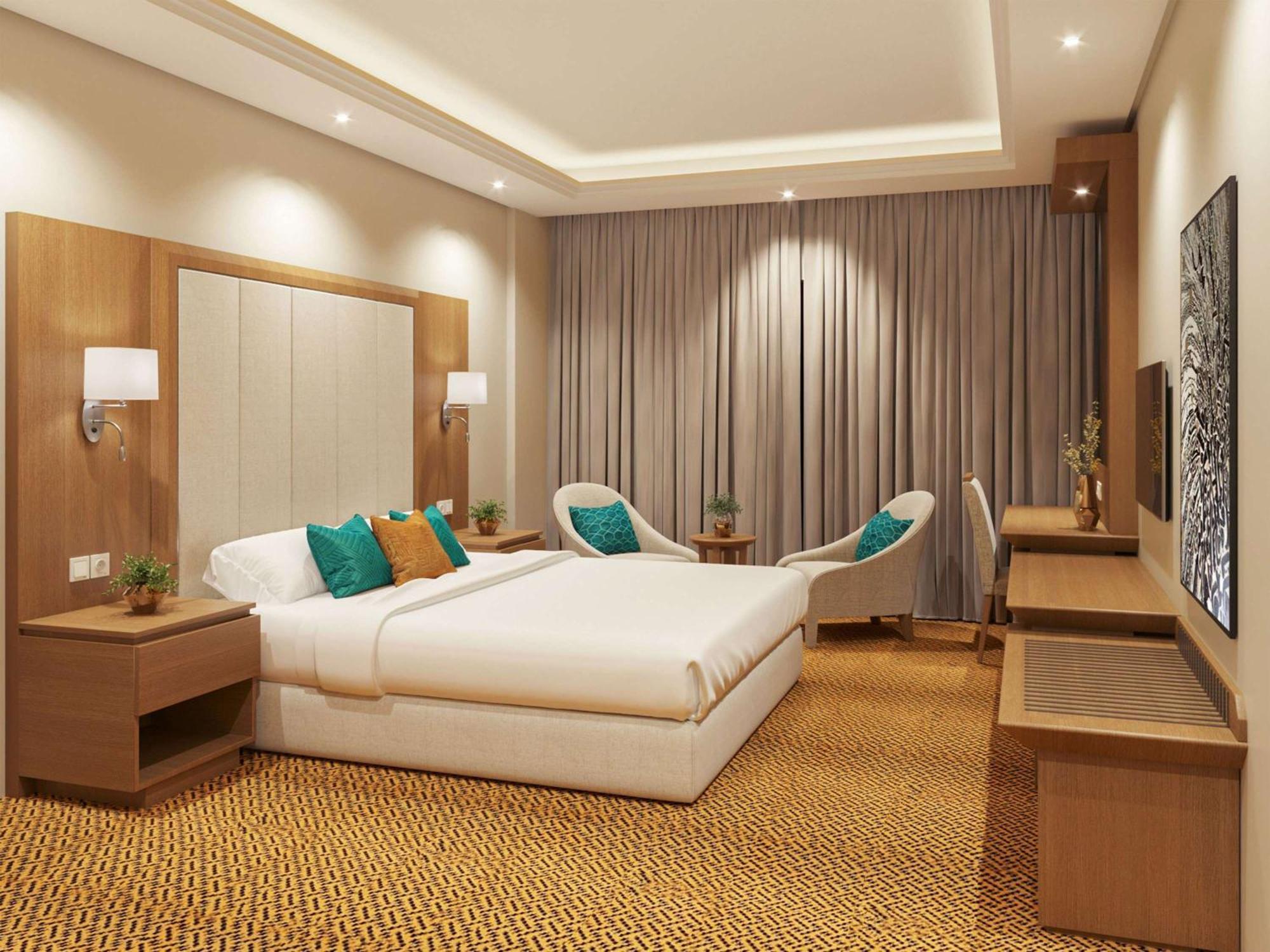 Mercure Hotel 4*